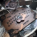 Planches de Ouija